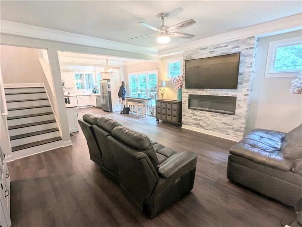 1250 Blue Ridge Overlook Dawsonville, GA 30534