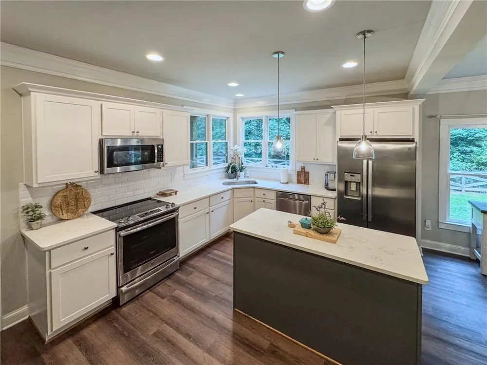 1250 Blue Ridge Overlook Dawsonville, GA 30534