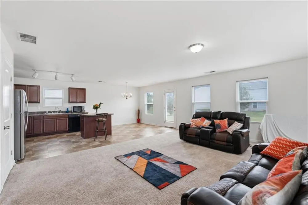 2859 S Hills Riverdale, GA 30296