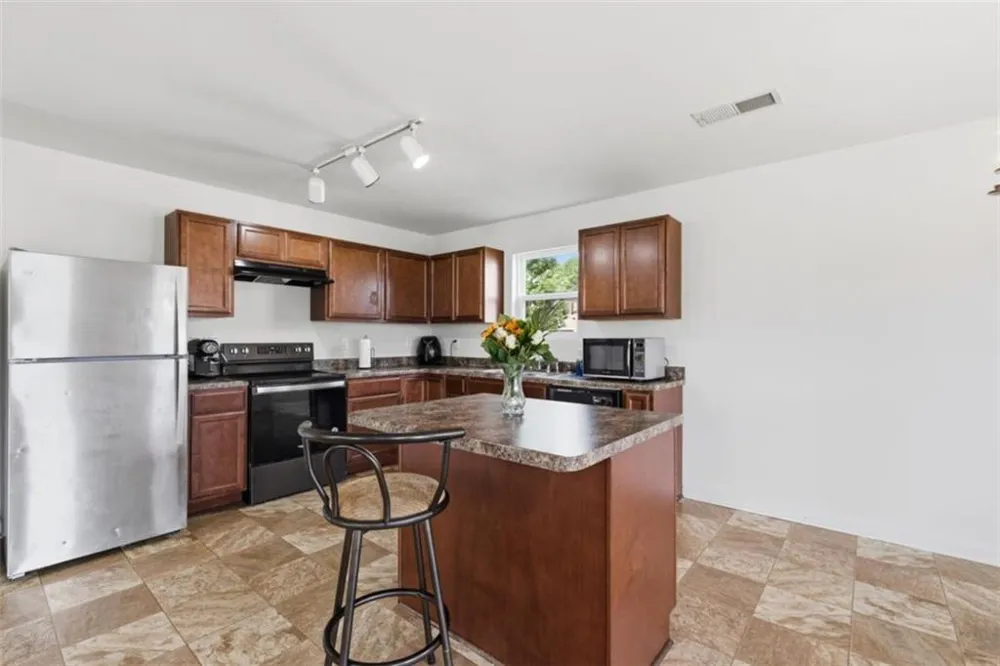 2859 S Hills Riverdale, GA 30296
