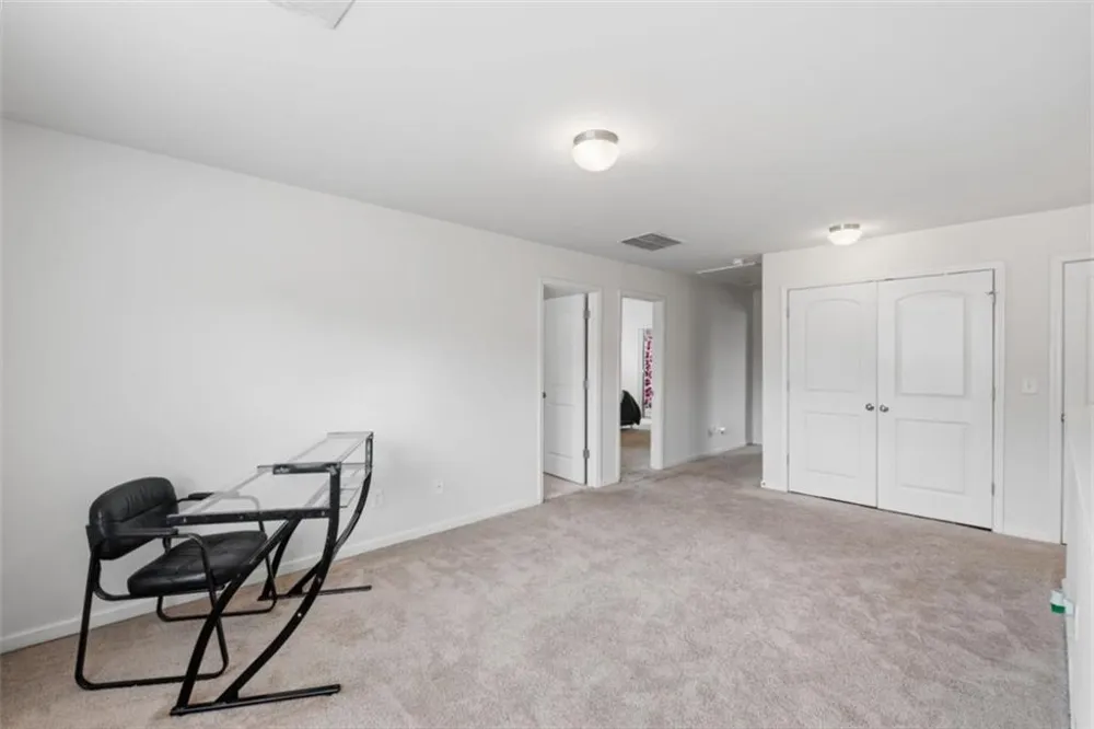 2859 S Hills Riverdale, GA 30296
