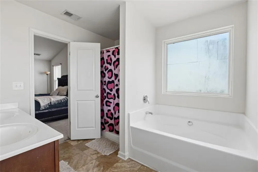 2859 S Hills Riverdale, GA 30296