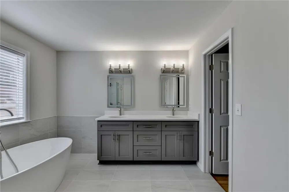 340 Waddington Trail Johns Creek, GA 30097