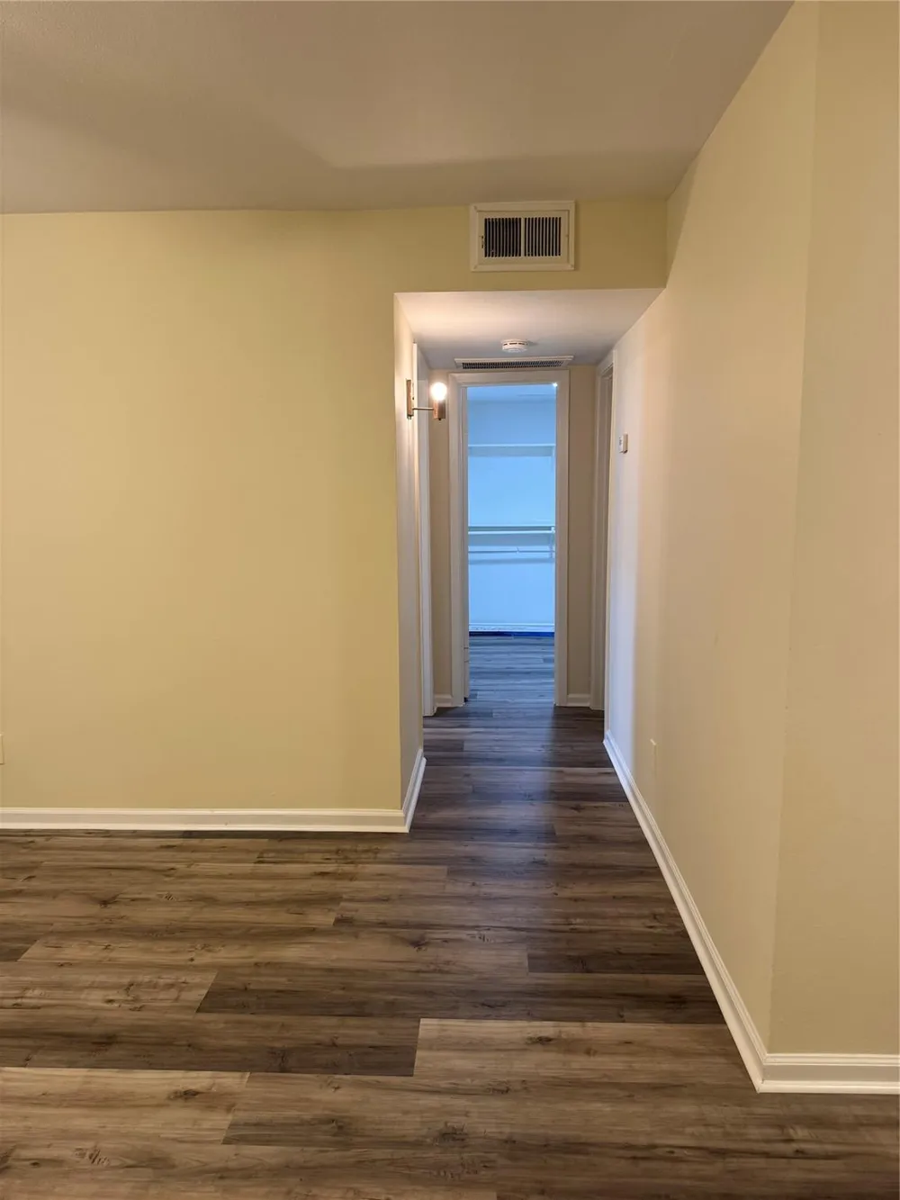 3535 Nasa Road 1 Parkway #40 Seabrook, TX 77586
