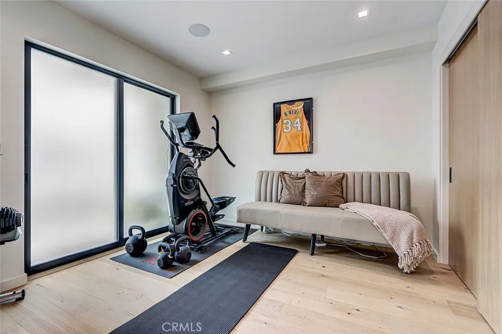 218 14th Street Manhattan Beach, CA 90266