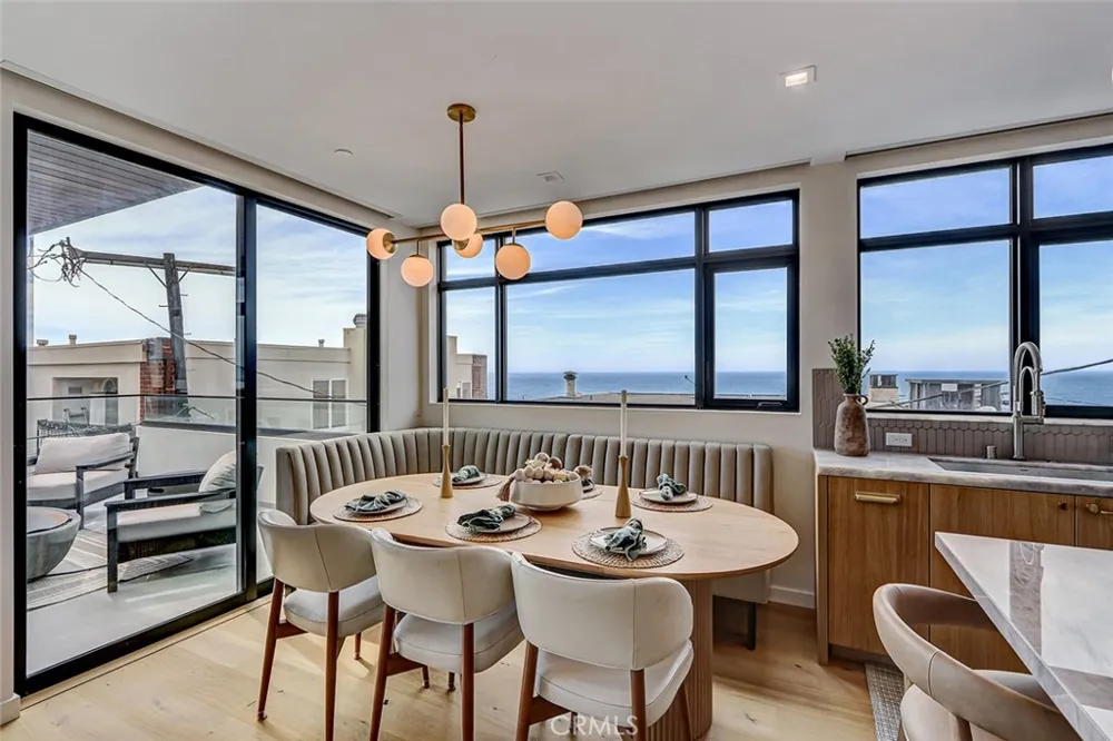 218 14th Street Manhattan Beach, CA 90266