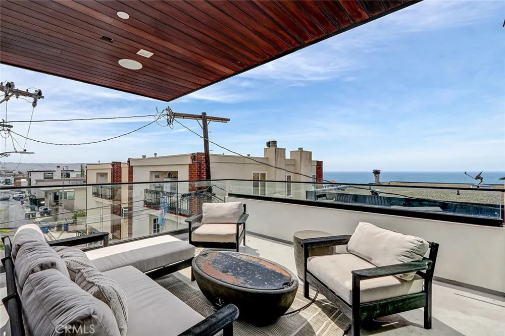 218 14th Street Manhattan Beach, CA 90266