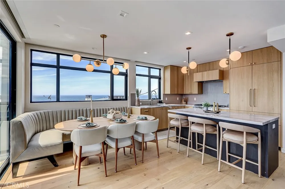 218 14th Street Manhattan Beach, CA 90266