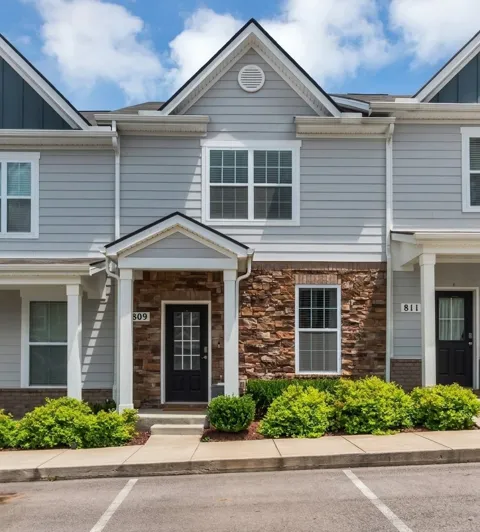 809 Dallas Dr