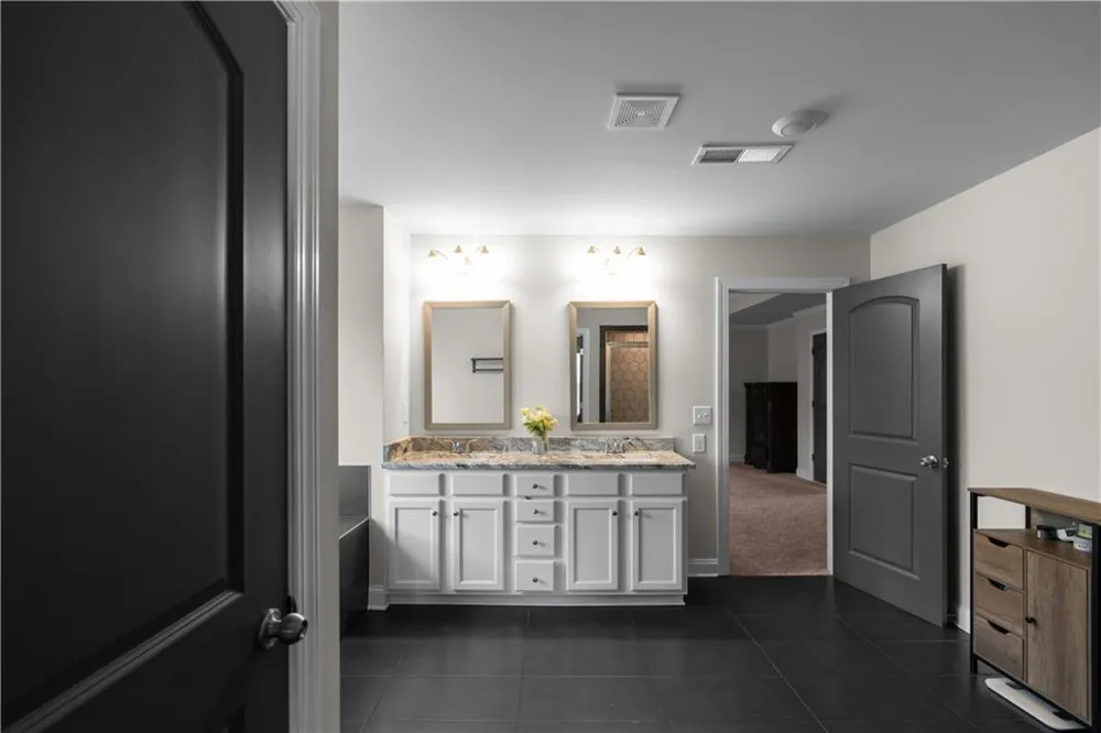 5810 Langdale Douglasville, GA 30135
