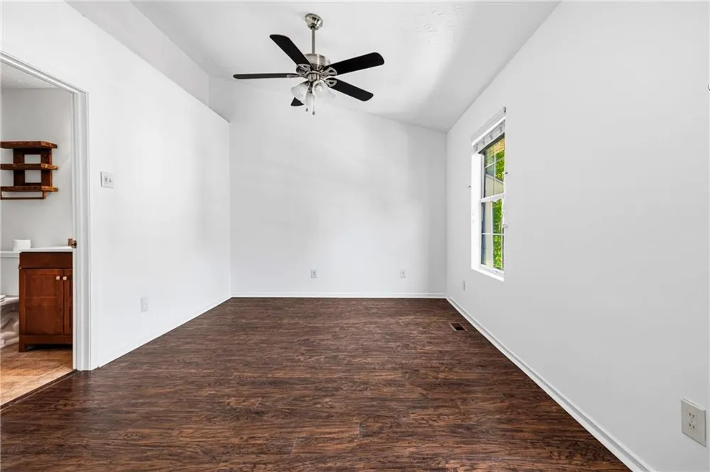 1008 Wedgewood Way Sandy Springs, GA 30350