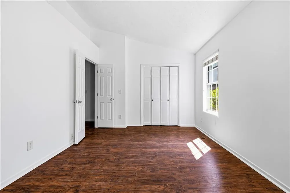 1008 Wedgewood Way Sandy Springs, GA 30350
