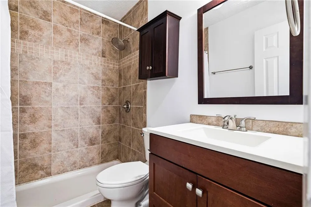 1008 Wedgewood Way Sandy Springs, GA 30350