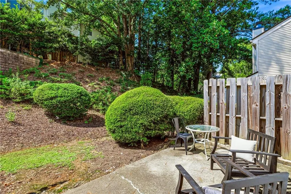 1008 Wedgewood Way Sandy Springs, GA 30350