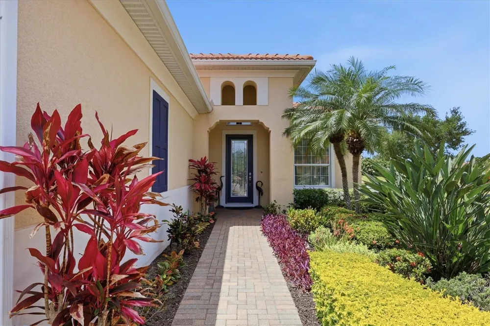 345 SAVONA WAY North Venice, FL 34275