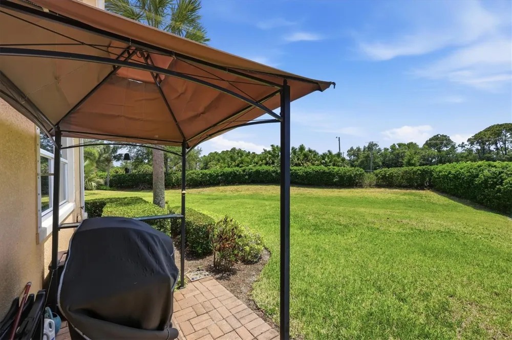 345 SAVONA WAY North Venice, FL 34275