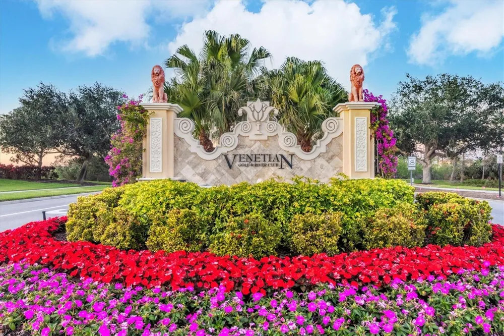 345 SAVONA WAY North Venice, FL 34275