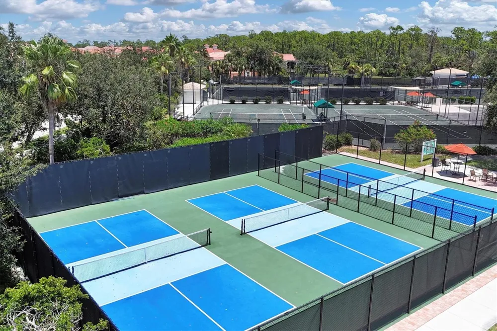 345 SAVONA WAY North Venice, FL 34275
