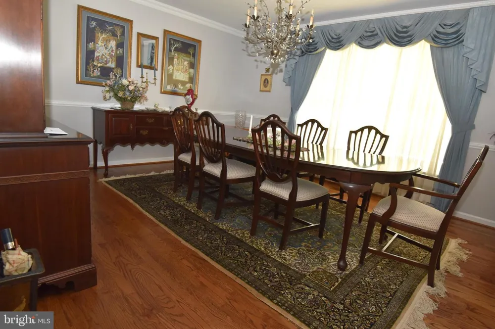 11202 OLD CARRIAGE ROAD Glen Arm, MD 21057