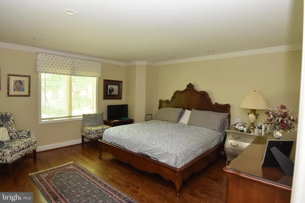 11202 OLD CARRIAGE ROAD Glen Arm, MD 21057