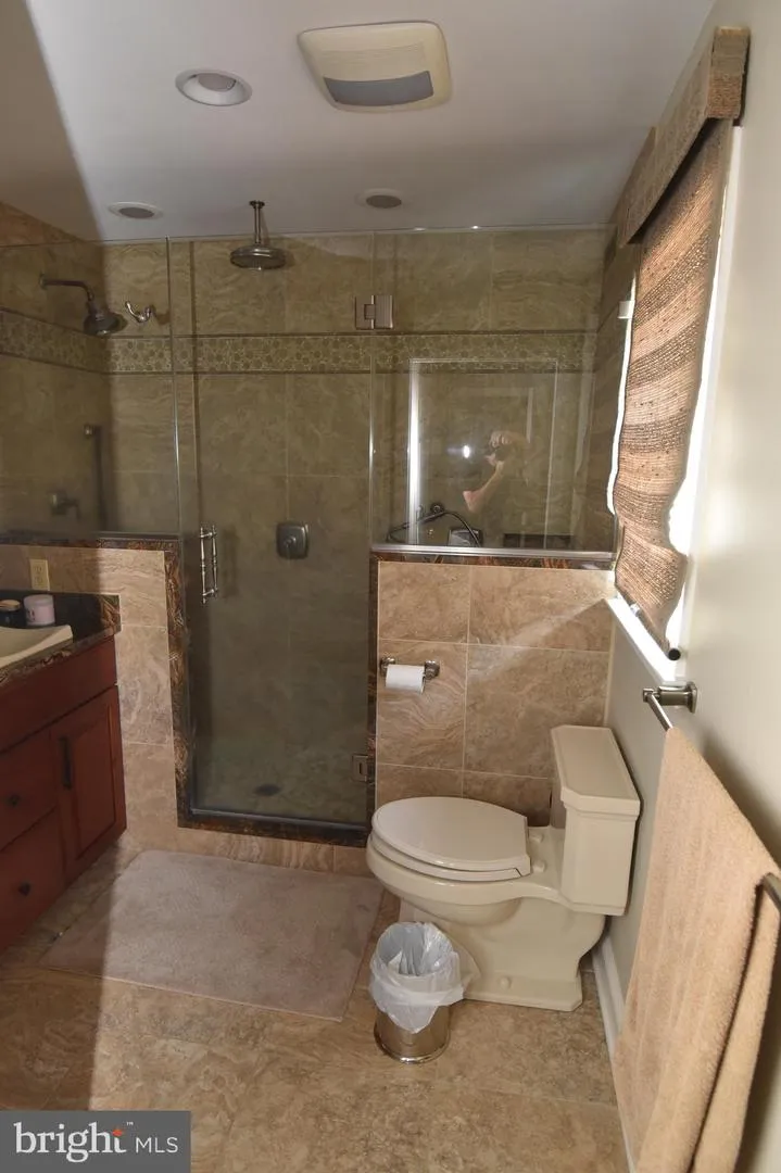 11202 OLD CARRIAGE ROAD Glen Arm, MD 21057