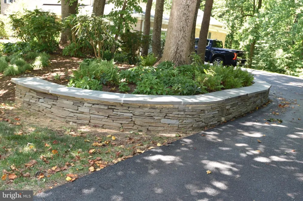 11202 OLD CARRIAGE ROAD Glen Arm, MD 21057