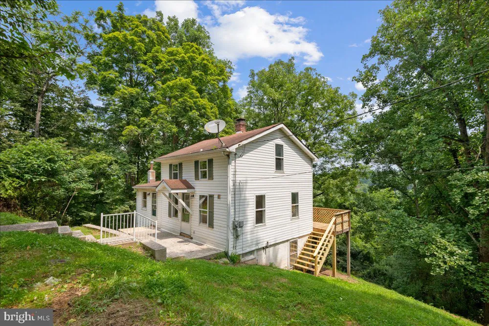 34 BRENT STREET Hancock, MD 21750