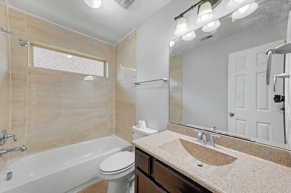 21826 Saragosa Pond Lane Spring, TX 77379