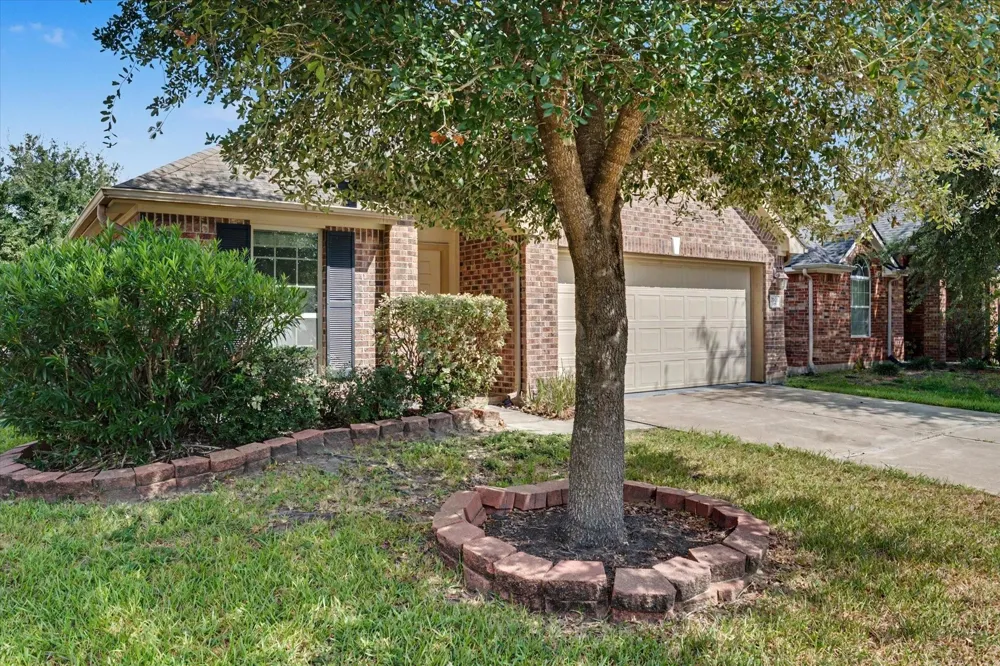 21826 Saragosa Pond Lane Spring, TX 77379
