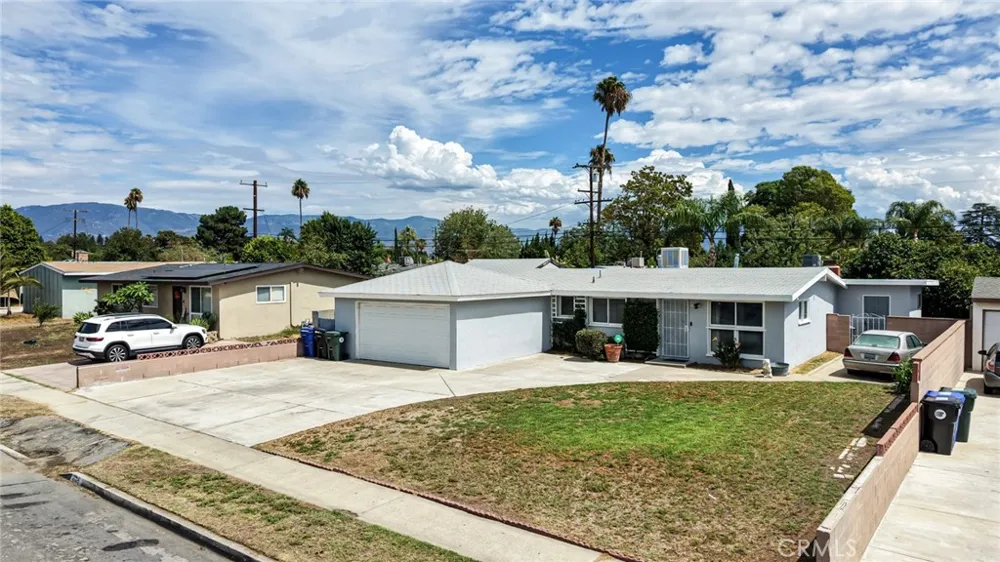 825 Lilac Avenue Rialto, CA 92376