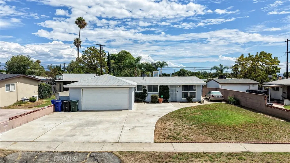 825 Lilac Avenue Rialto, CA 92376