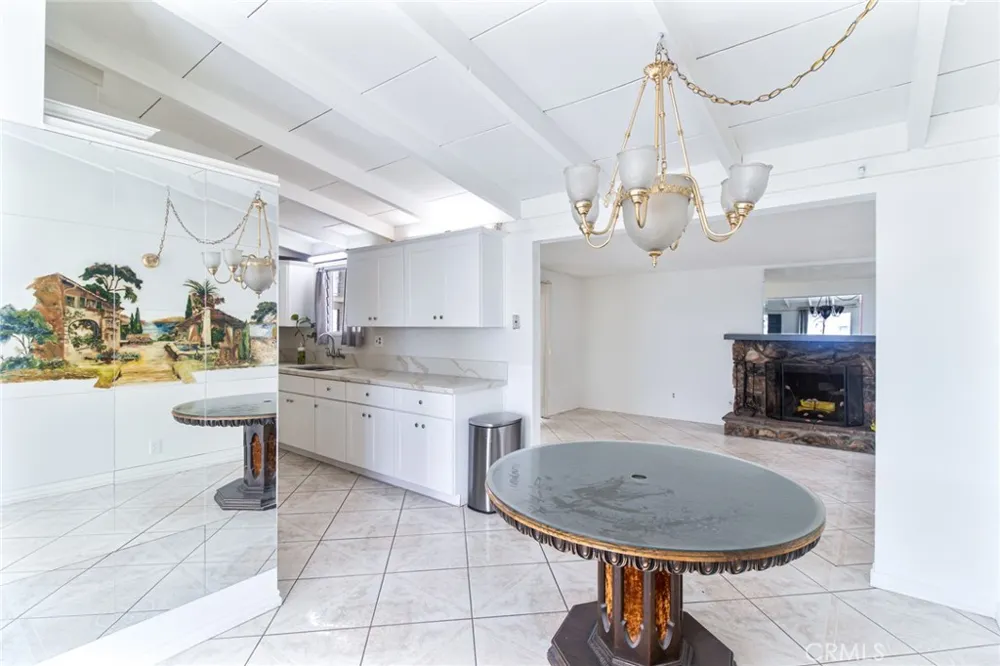 825 Lilac Avenue Rialto, CA 92376