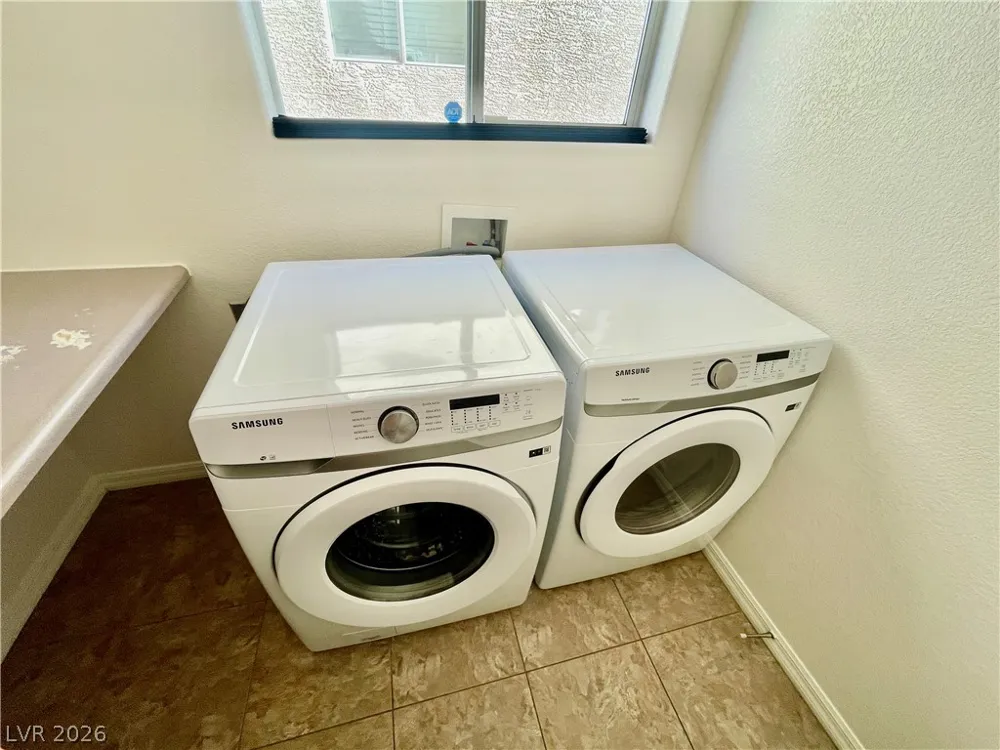 4748 Hamburg Street Las Vegas, NV 89147