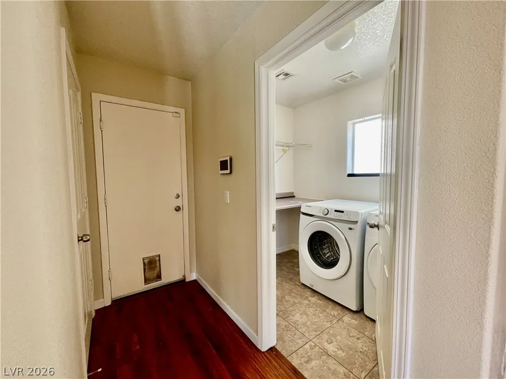 4748 Hamburg Street Las Vegas, NV 89147