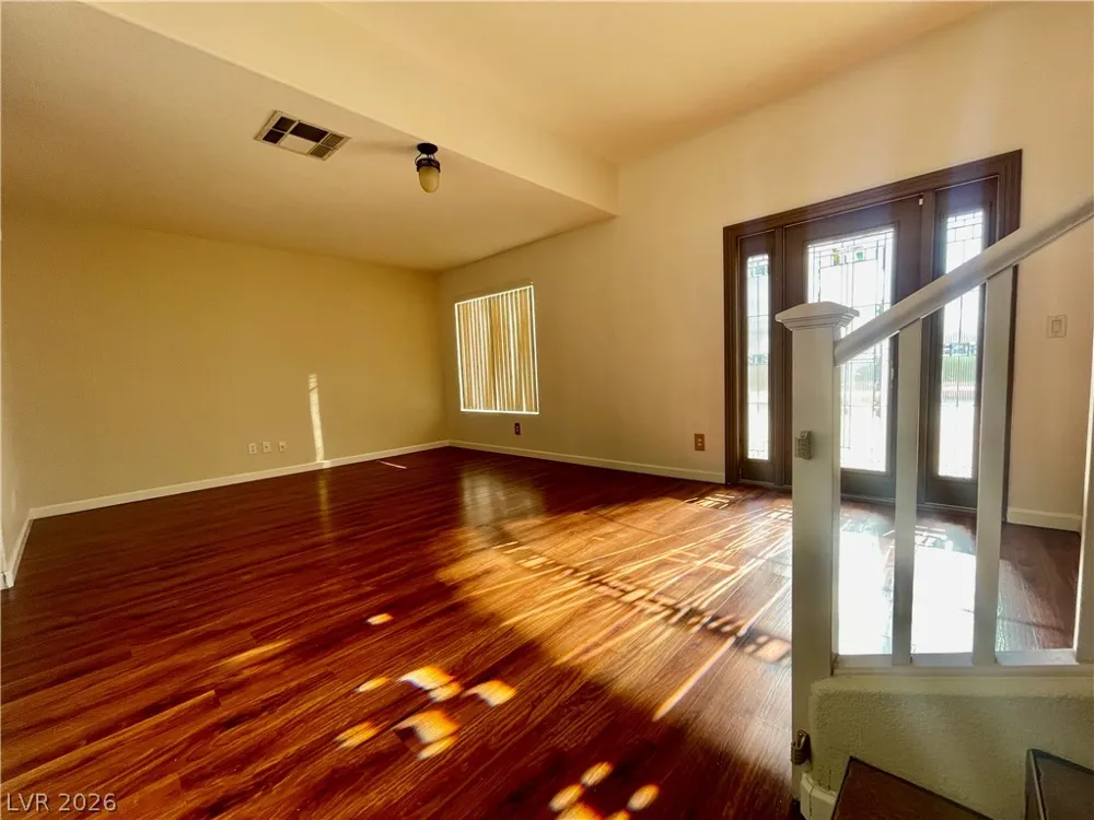 4748 Hamburg Street Las Vegas, NV 89147