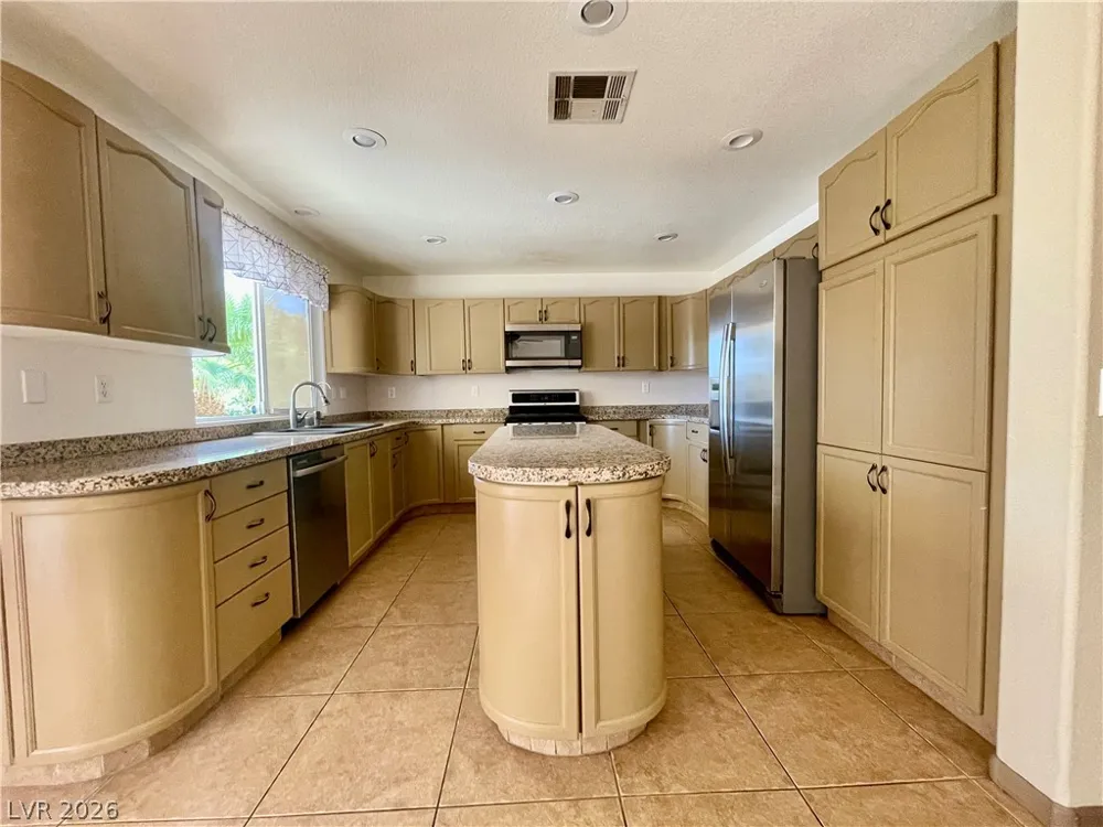 4748 Hamburg Street Las Vegas, NV 89147