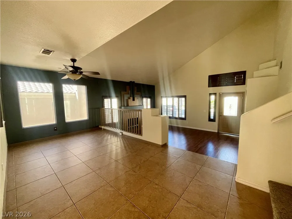 4748 Hamburg Street Las Vegas, NV 89147