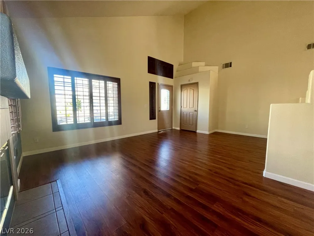 4748 Hamburg Street Las Vegas, NV 89147