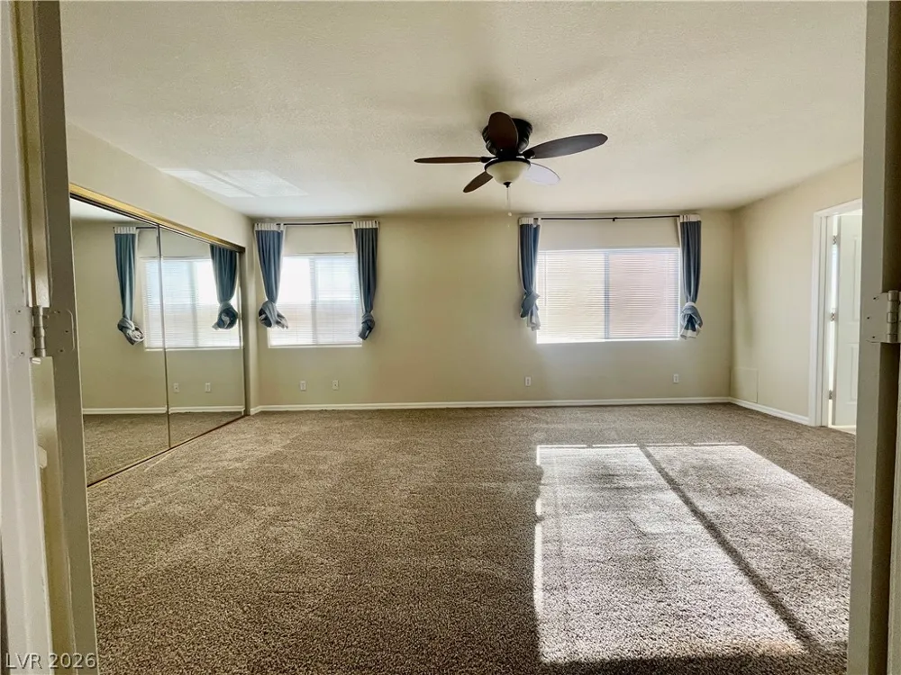 4748 Hamburg Street Las Vegas, NV 89147