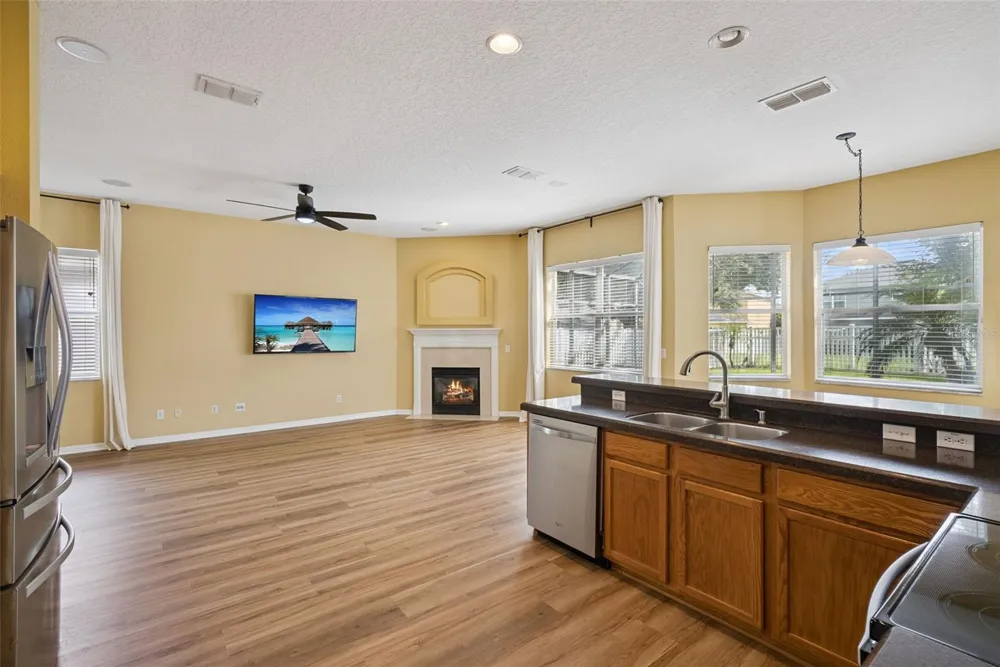 9674 PACIFIC PINES COURT Orlando, FL 32832