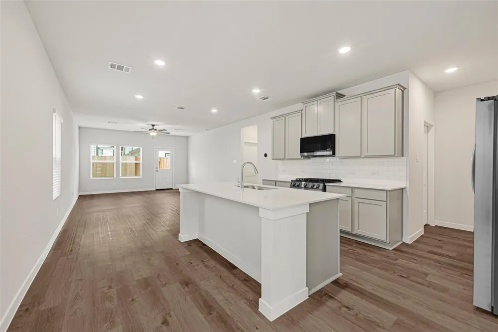 7735 Bergamot Circle Magnolia, TX 77354