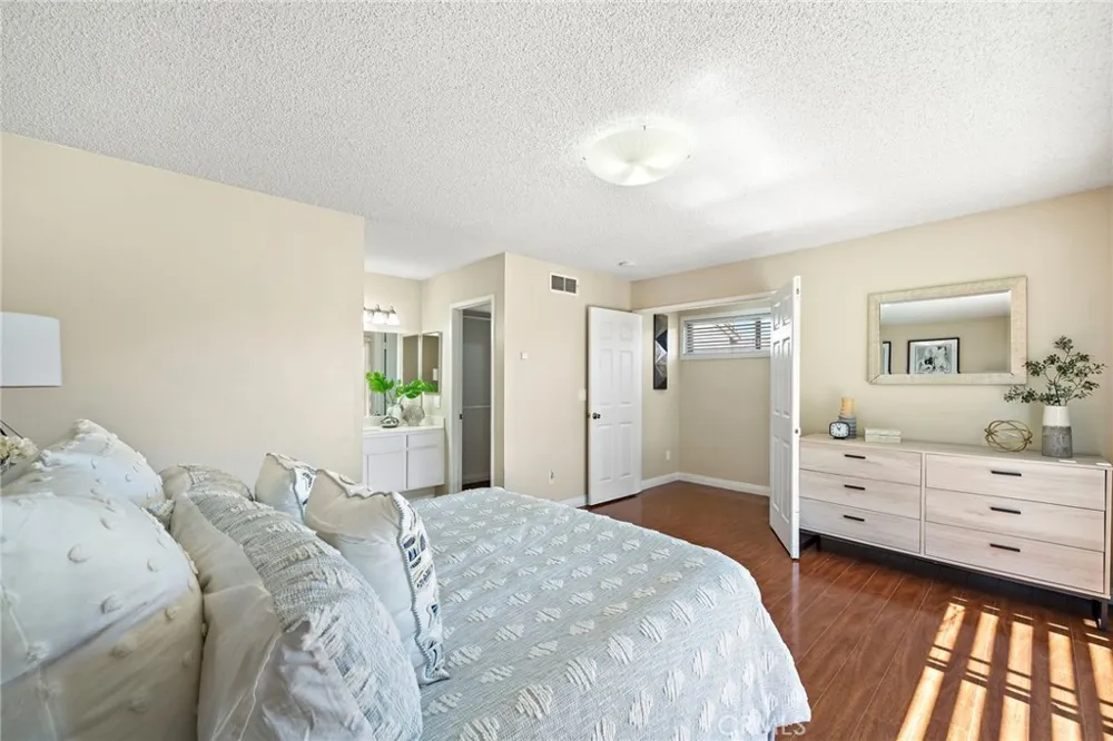 5134 W 1st Street #D Santa Ana, CA 92703