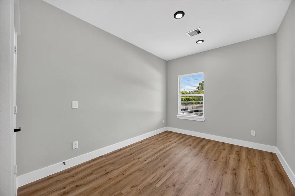 1836 Ferguson Way Street #B Houston, TX 77088
