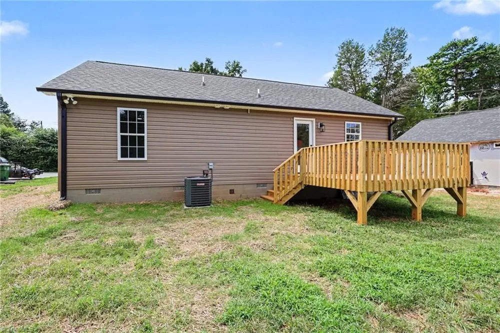 143 Gurney Kearns Road Lexington, NC 27292