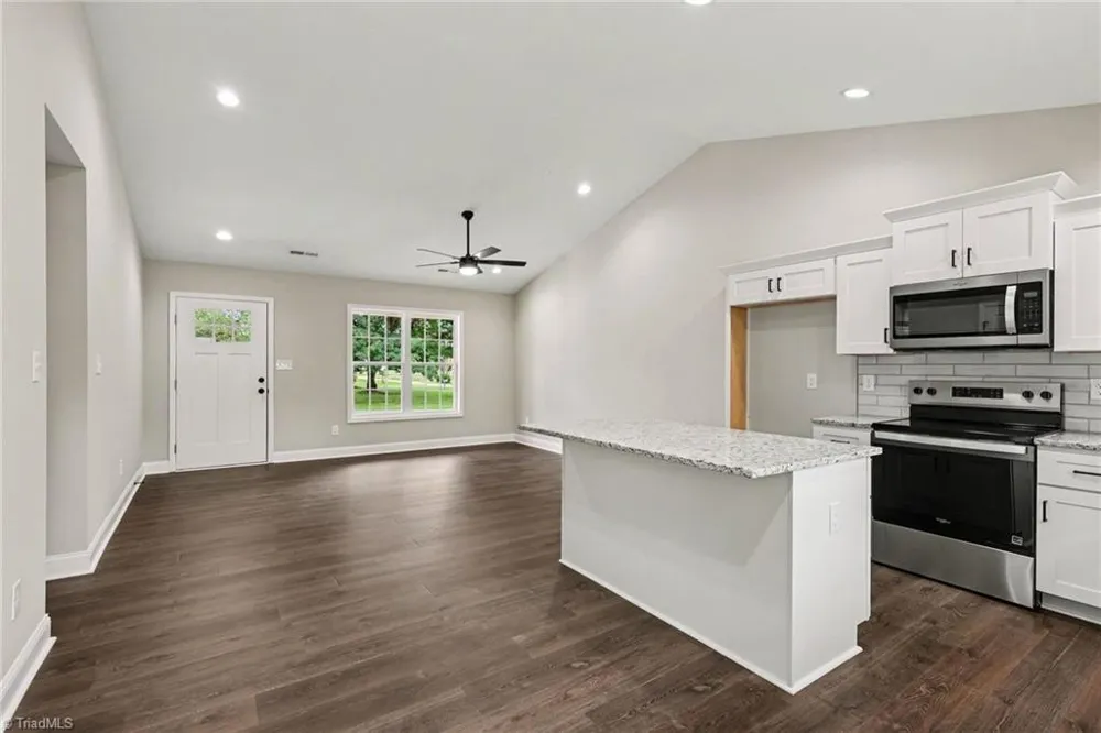 143 Gurney Kearns Road Lexington, NC 27292
