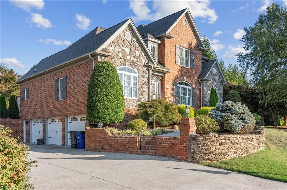 109 Covington Place Lewisville, NC 27023