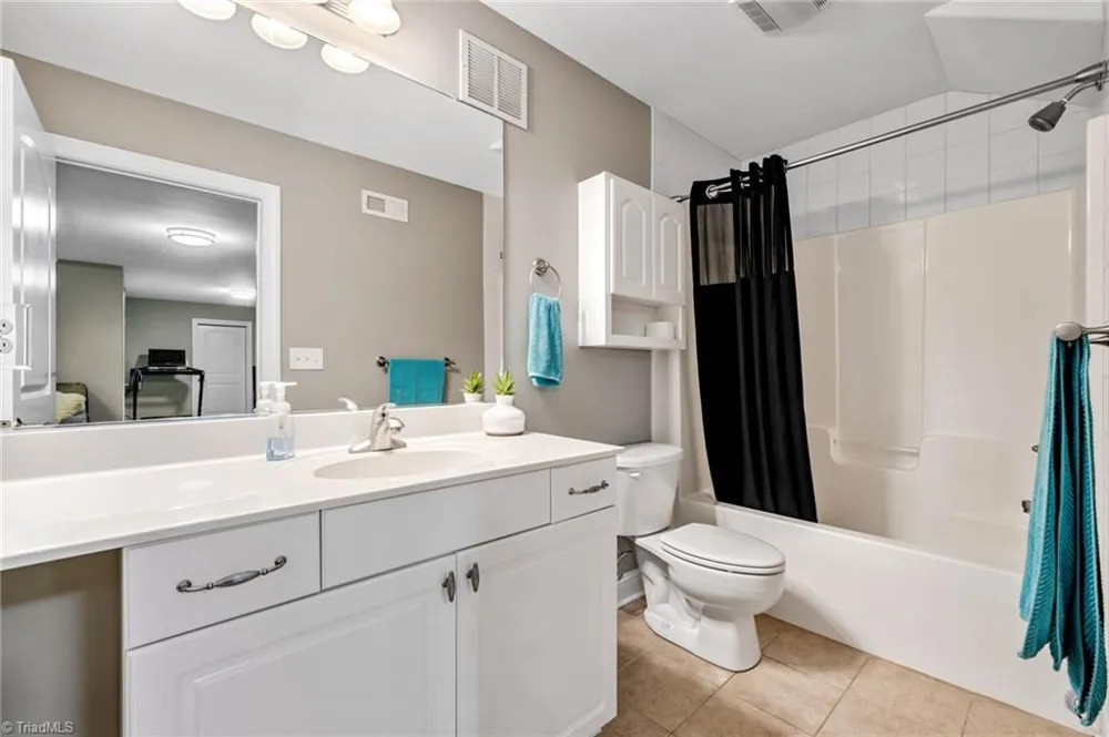 109 Covington Place Lewisville, NC 27023