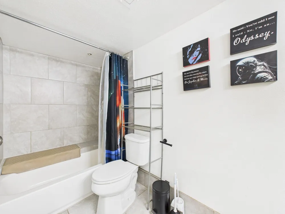 2814 S Bartell Drive #32 Houston, TX 77054