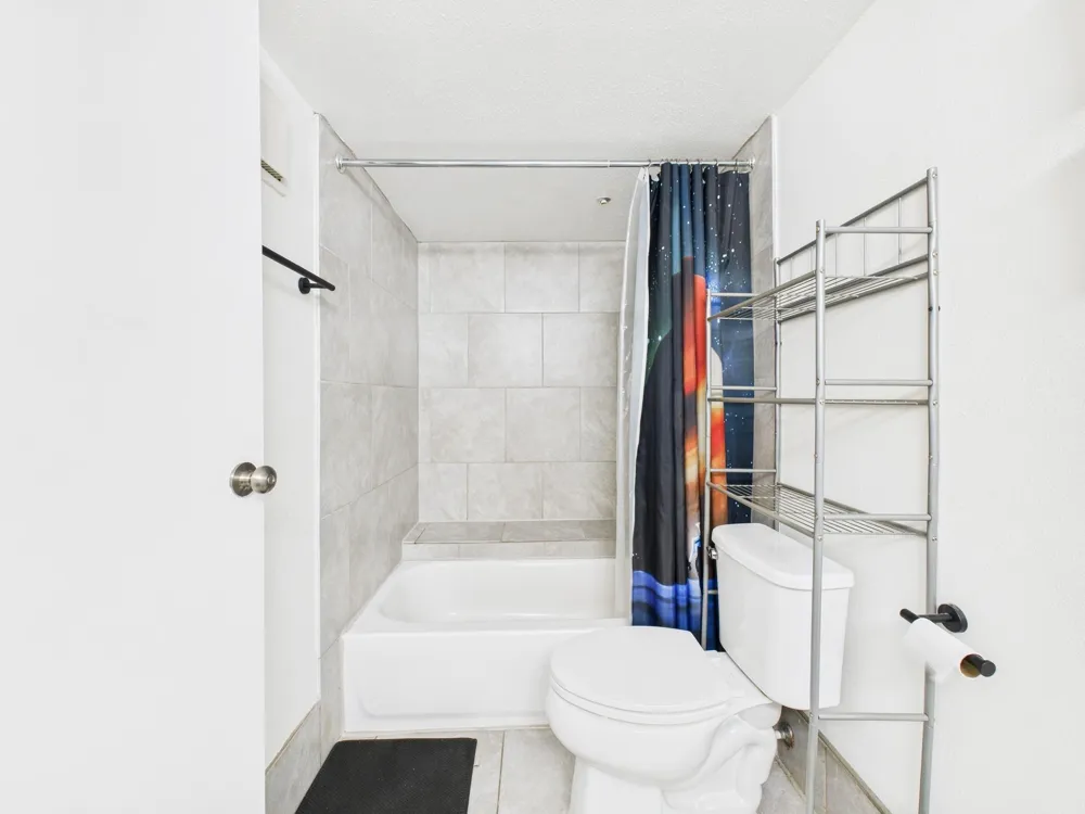 2814 S Bartell Drive #32 Houston, TX 77054