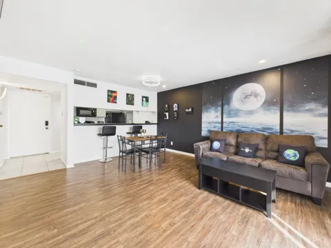 2814 S Bartell Drive #32